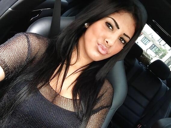 belle mère baise le copain de sa fille parsqu'elle dort