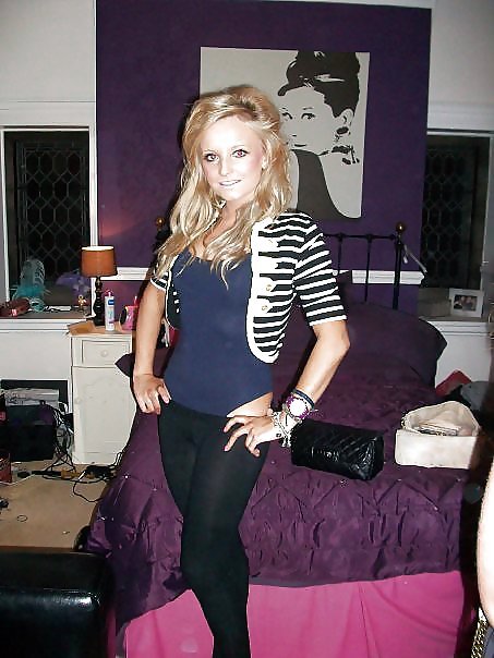 enorme salope se defoncer par le plus gros sexe